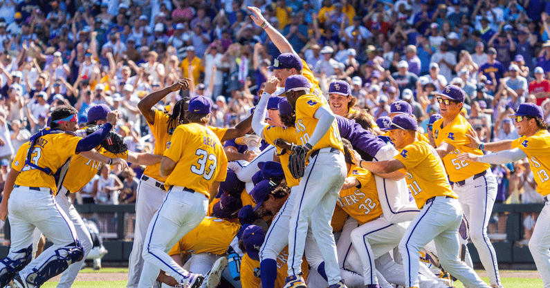 LSU is ready to celebrate the 2025 College World Series win with fans in Baton Rouge (Photo: © Dylan Widger-Imagn Images)